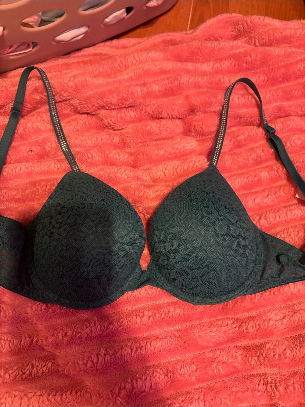 VS bra   36B in dark turquoise, underwire and padded push up